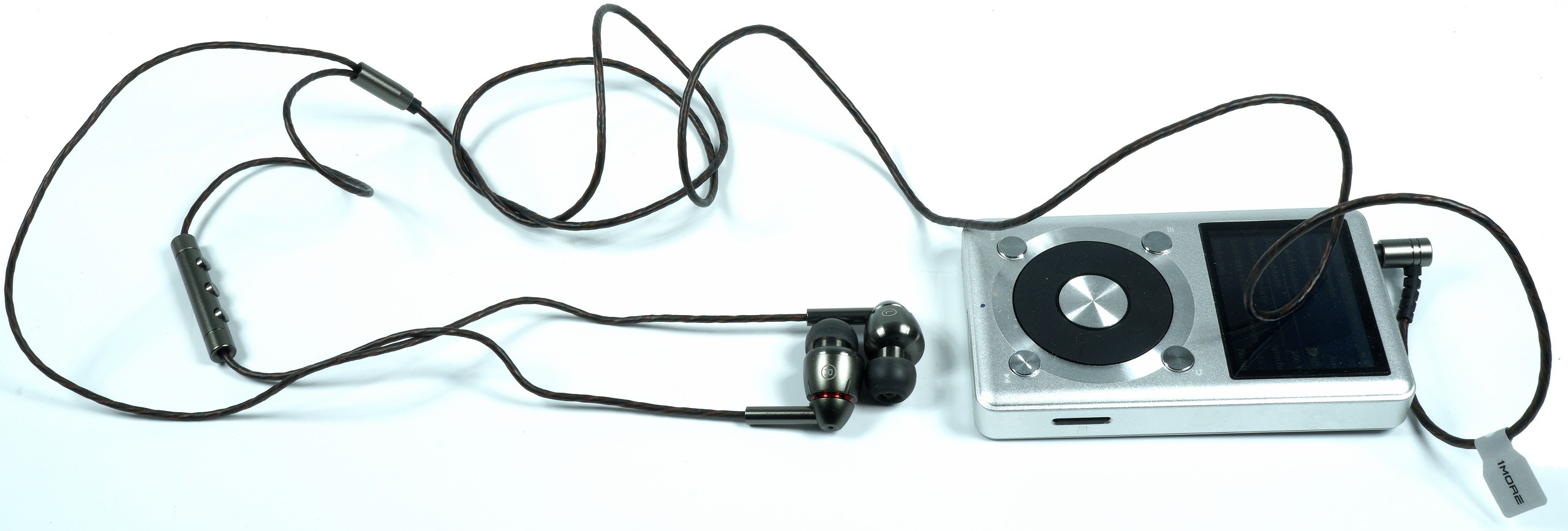 1More Quad Driver review - In-ears that are simply fun, igorsLAB