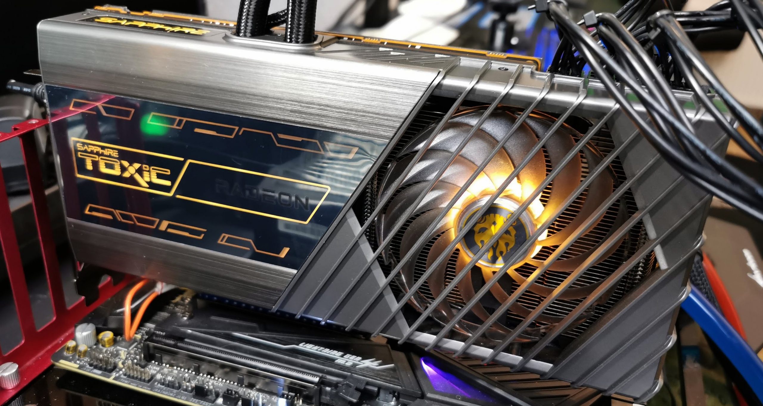 SAPPHIRE TOXIC Radeon RX 6900 XT Limited Edition Review