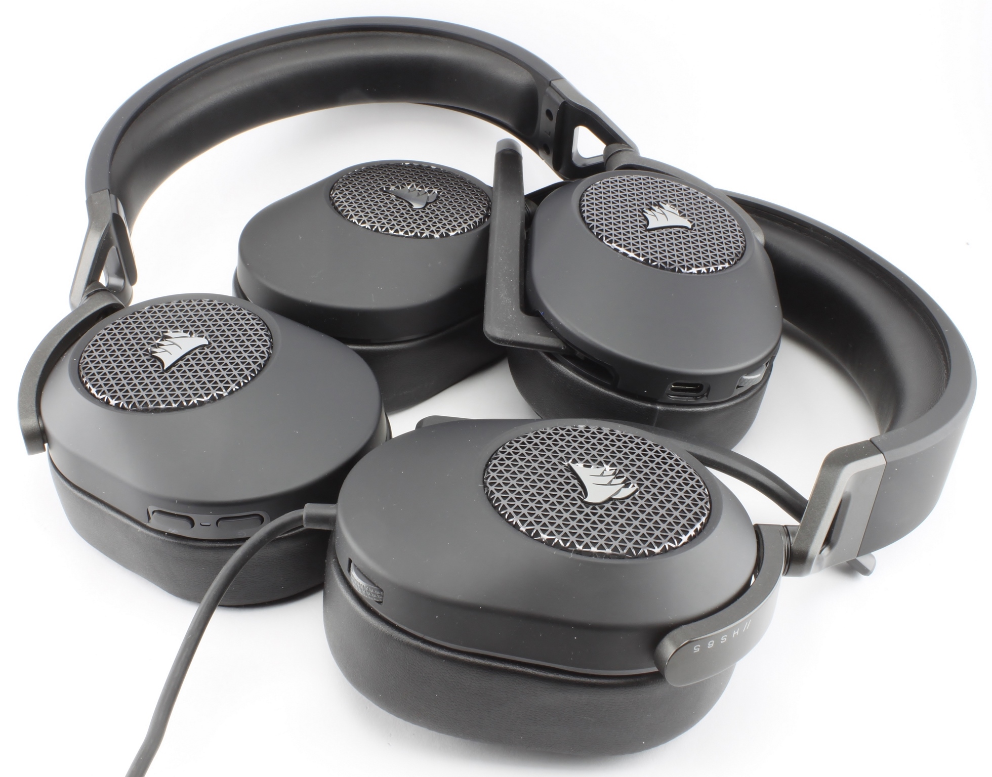 CORSAIR HS65 | - headset at igor´sLAB gaming a mid-range Review Wireless price Solid premium